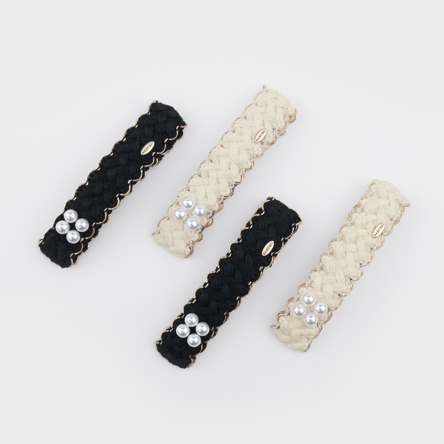 Cotton Pearl Medium Snap Clips (Golden Border & 4 Beads)