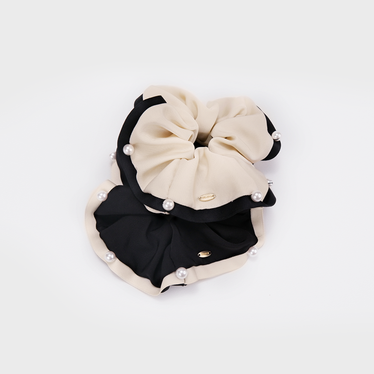 Soft Pearl Large Scrunchie (Color-blocked & Scattered)