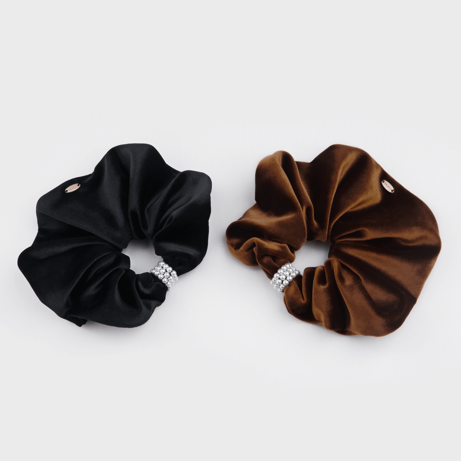 Velvet Pearl Large Scrunchie (Simple & 3 Strands)