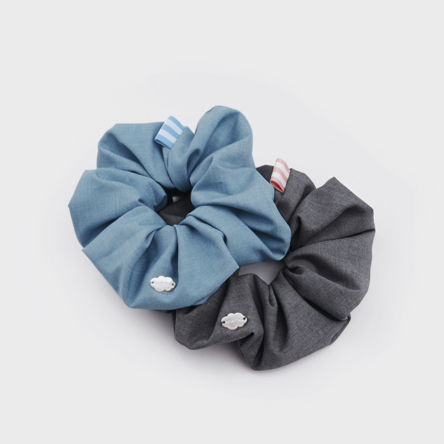 Suit Shell Large Scrunchie (Stripe & Cloud-shaped)