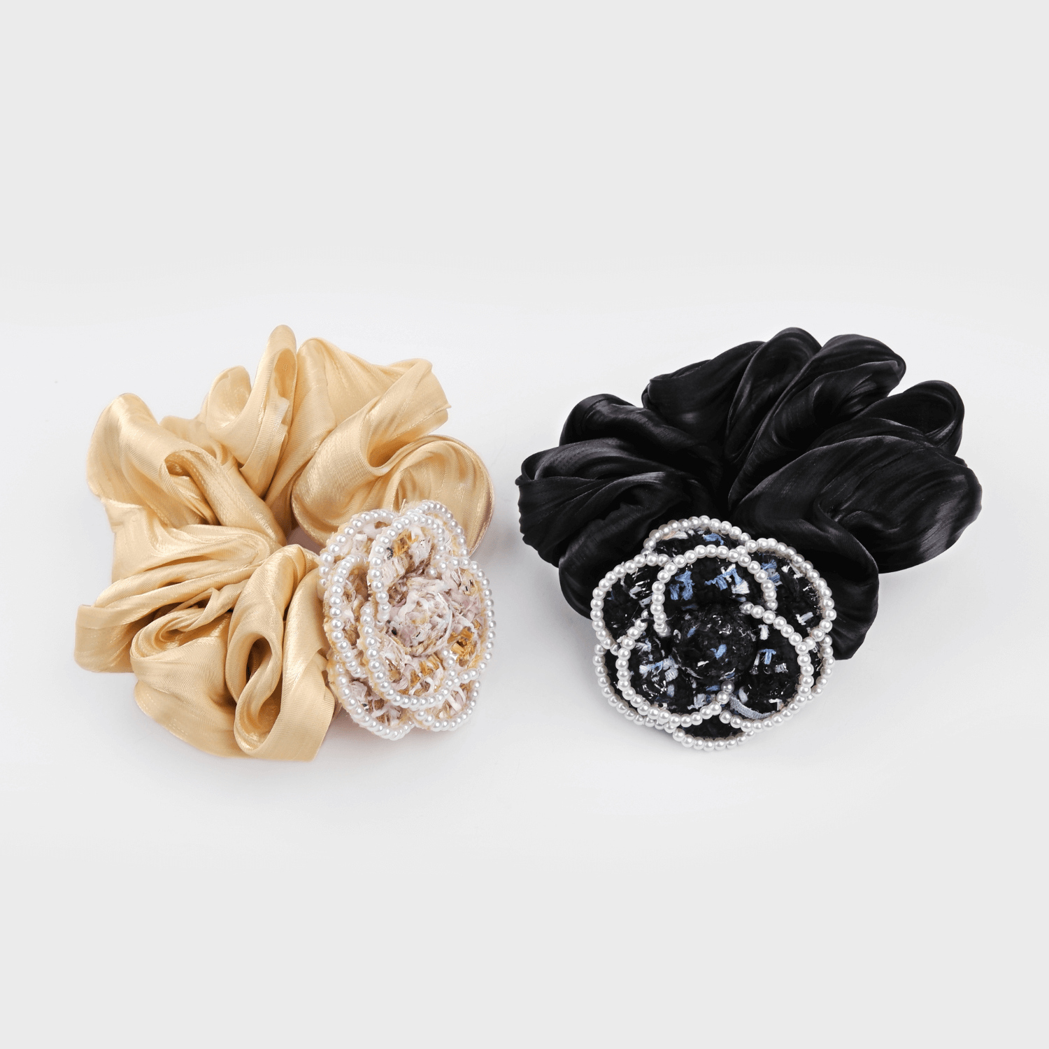 Camellia Pearl Medium Scrunchie (Tweed & Beaded)