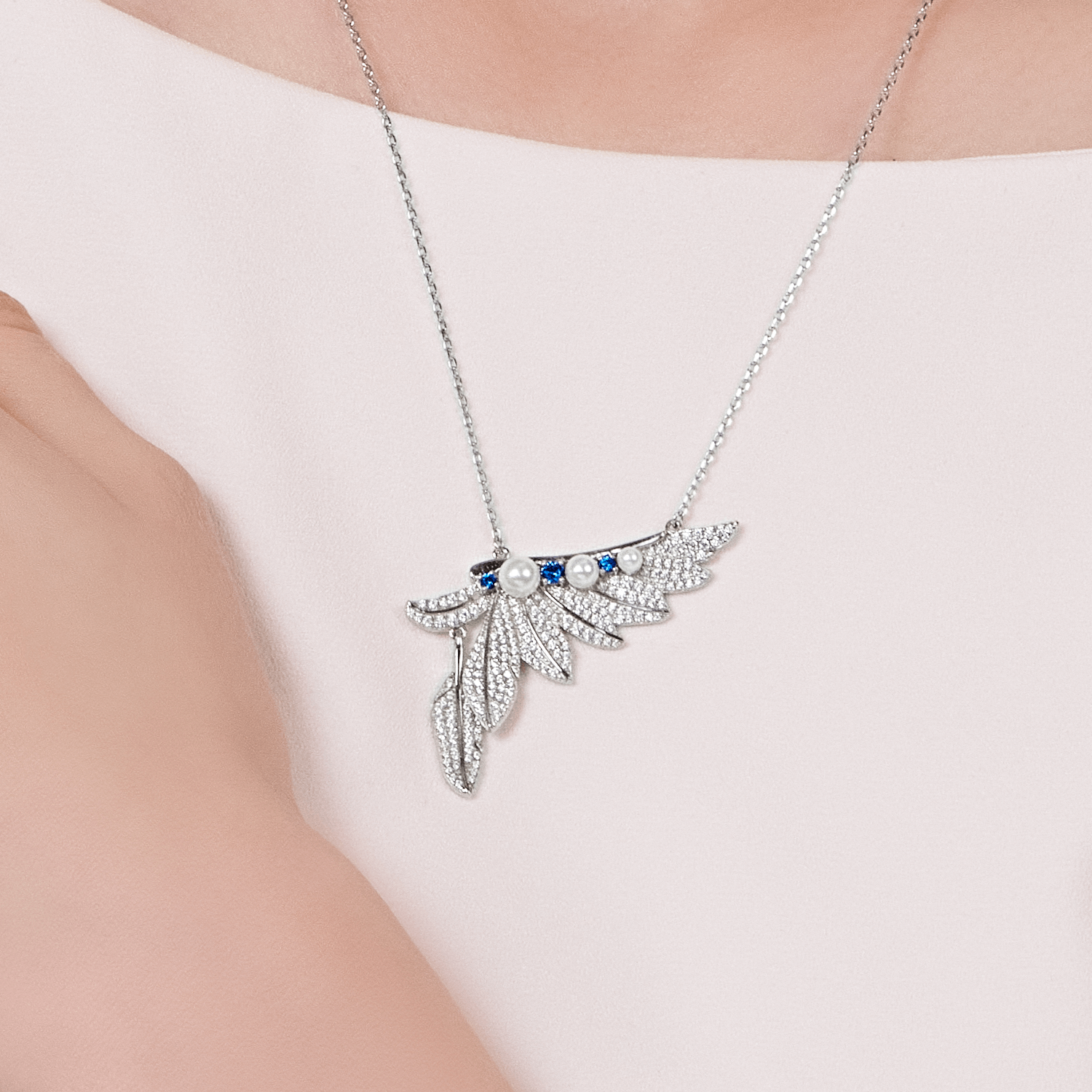 Wing Pendant Necklace