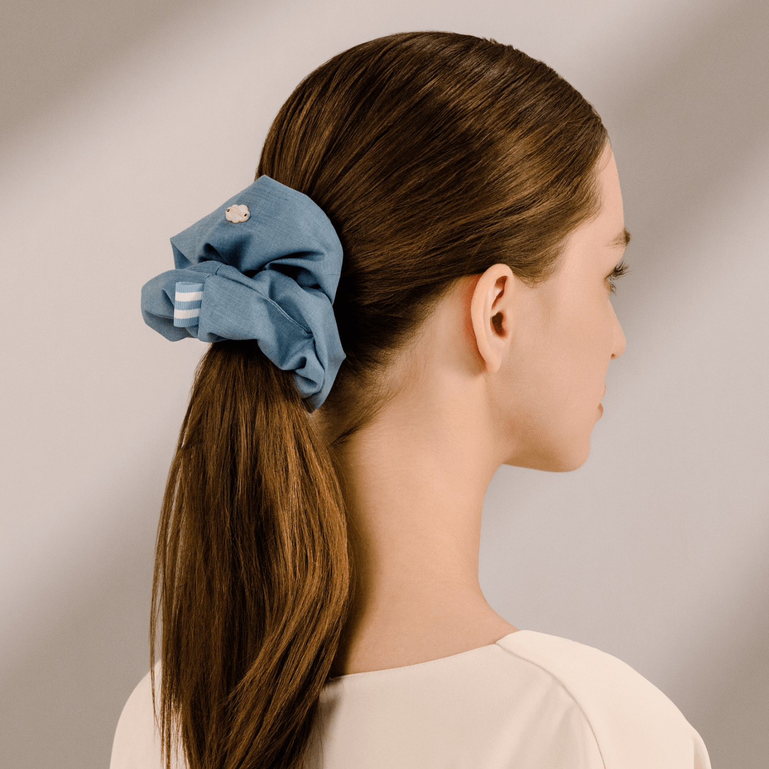 Suit Shell Large Scrunchie (Stripe & Cloud-shaped)