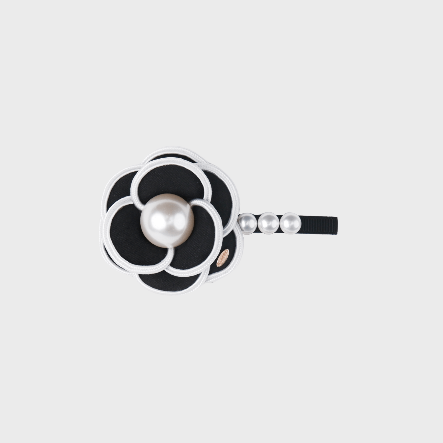 Camellia Pearl Large Hair Clip (Twill & 4 Beads)