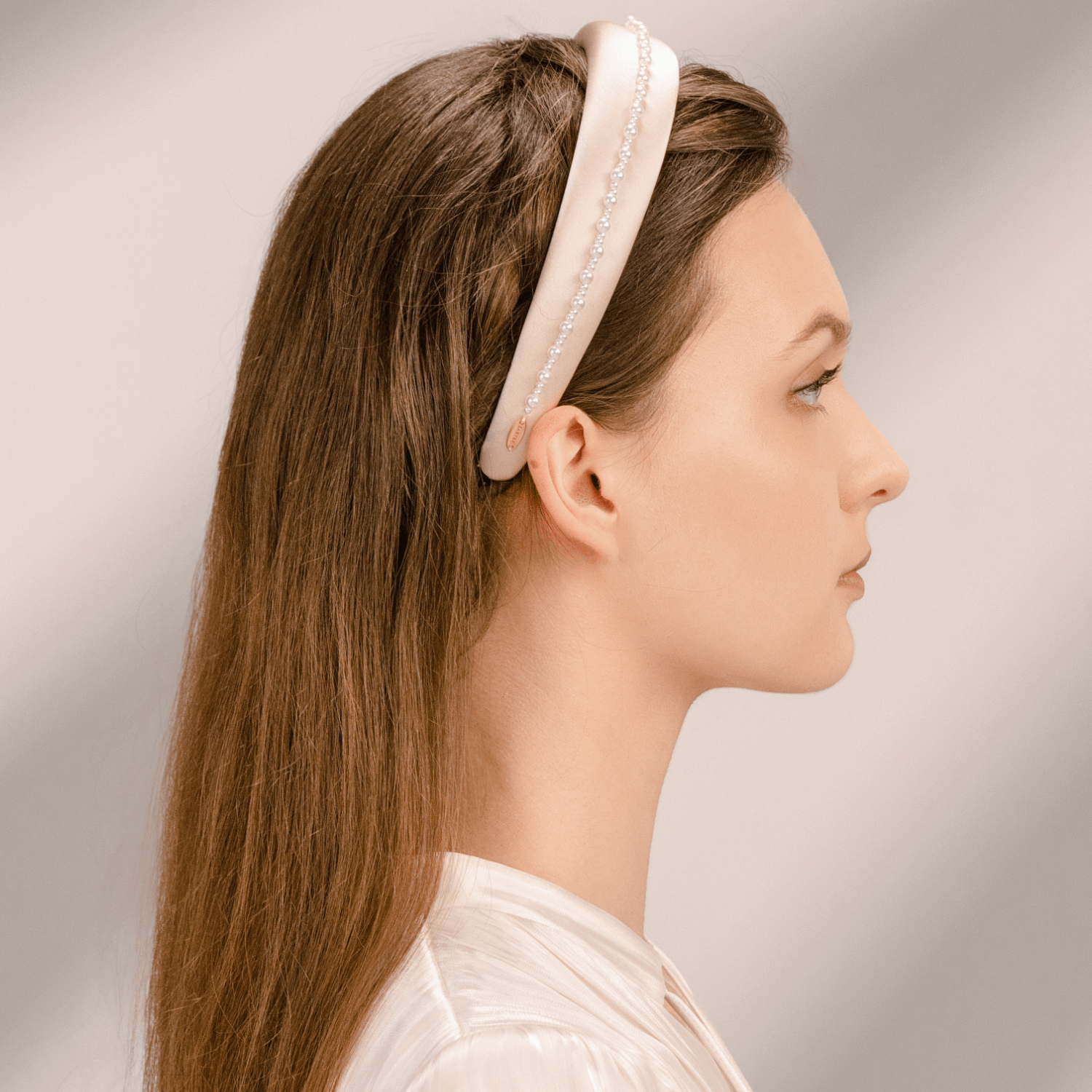 Satin Pearl Wide Headband (Linear & 1 Strand)